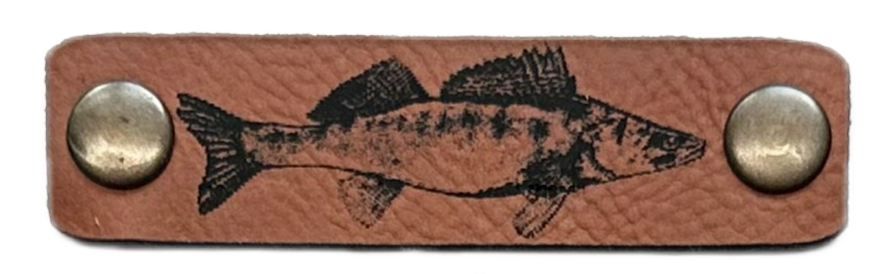 Holy Fish Wechselpatch Zander aus braunem Kunstleder