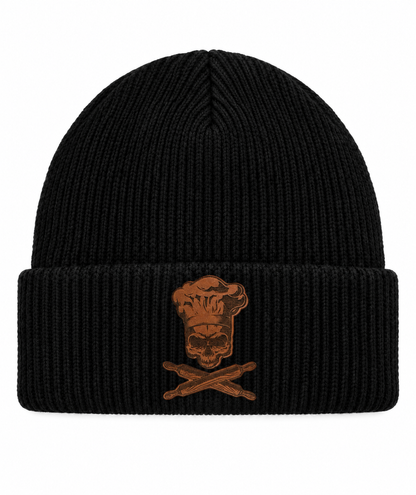 Koch Mütze mit Totenkopf-Lederpatch – weißer Hintergrund
